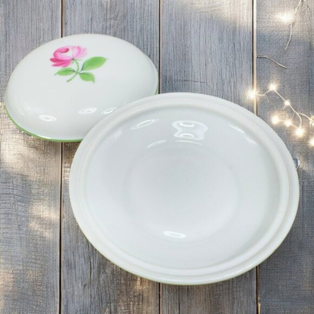 Augarten‎ Wien Porcelain Trinket Dish Pill Holder Flower Pattern Made In Austria